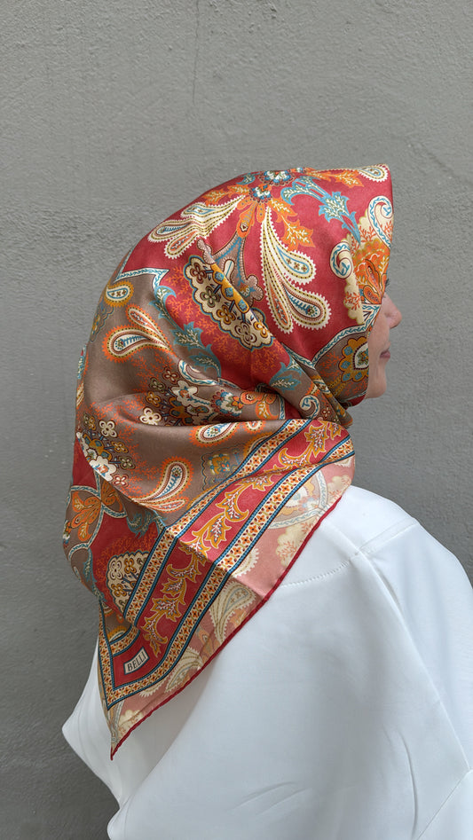 Belli Kırmızı Etnik Desen %100 Twill İpek Eşarp 4304-03