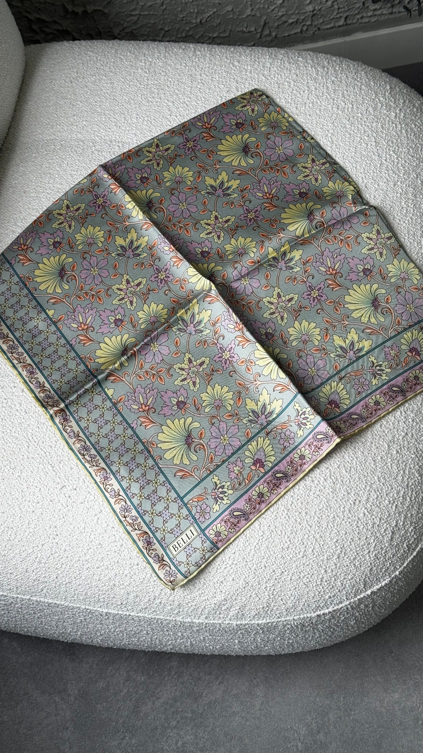 Belli Gri Çok Renkli Etnik Desen %100 Twill İpek Eşarp 4314-80